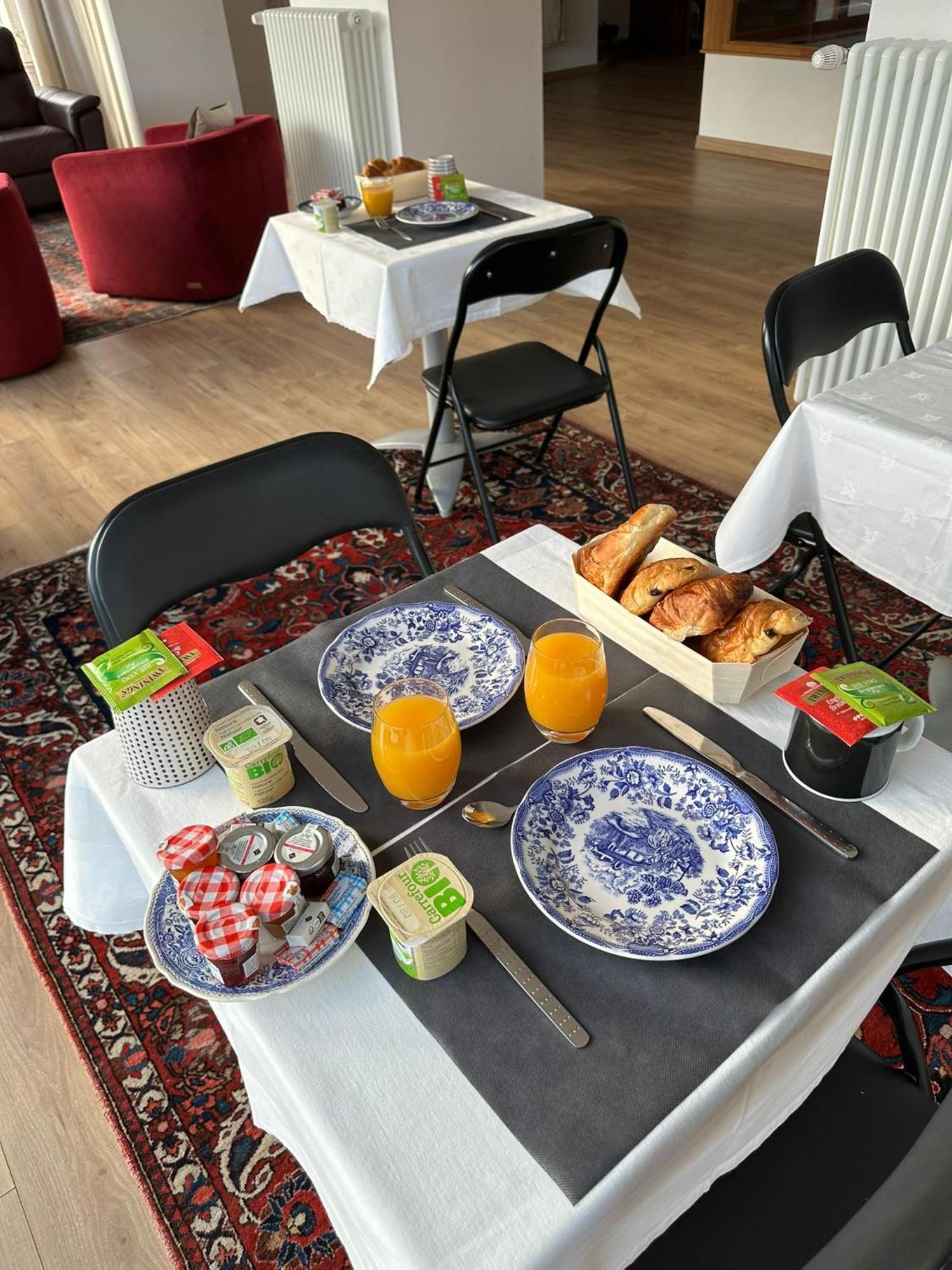 Fantastic Petit Beauval Hotel Saint-Sulpice-et-Cameyrac Ngoại thất bức ảnh